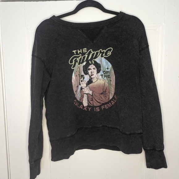 Star Wars Princess Leia Long Sleeve Tshirt a womans Large - Picture 1 of 3